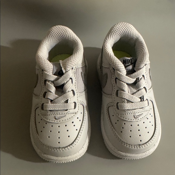 Nike Baby Walker Shoes in Gray - Picture 5 of 6